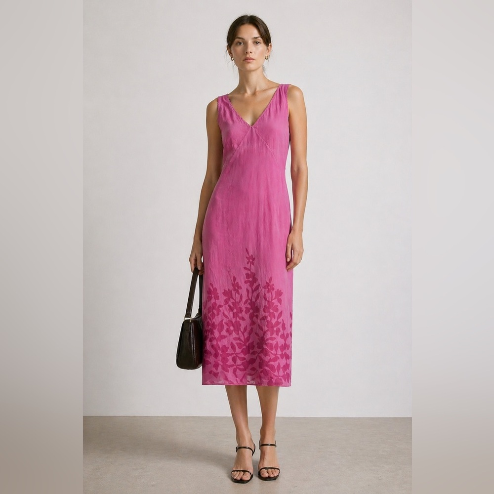 Vintage 90s silk sheath dress with tonal pink floral print at hem. Medium